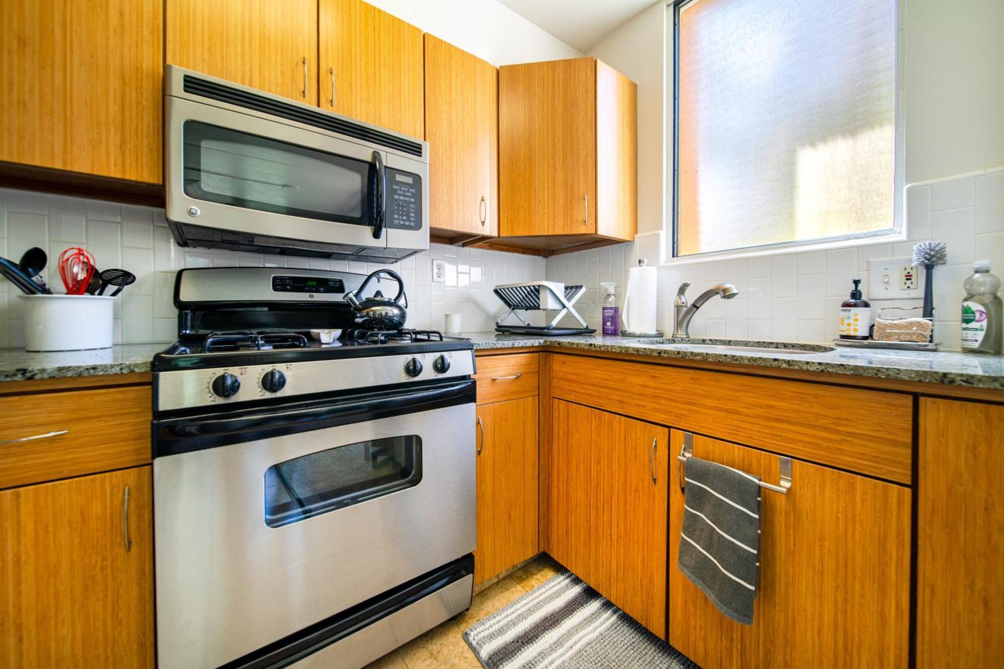 Kihei Akahi Garden View Studio Уайлеа Екстериор снимка