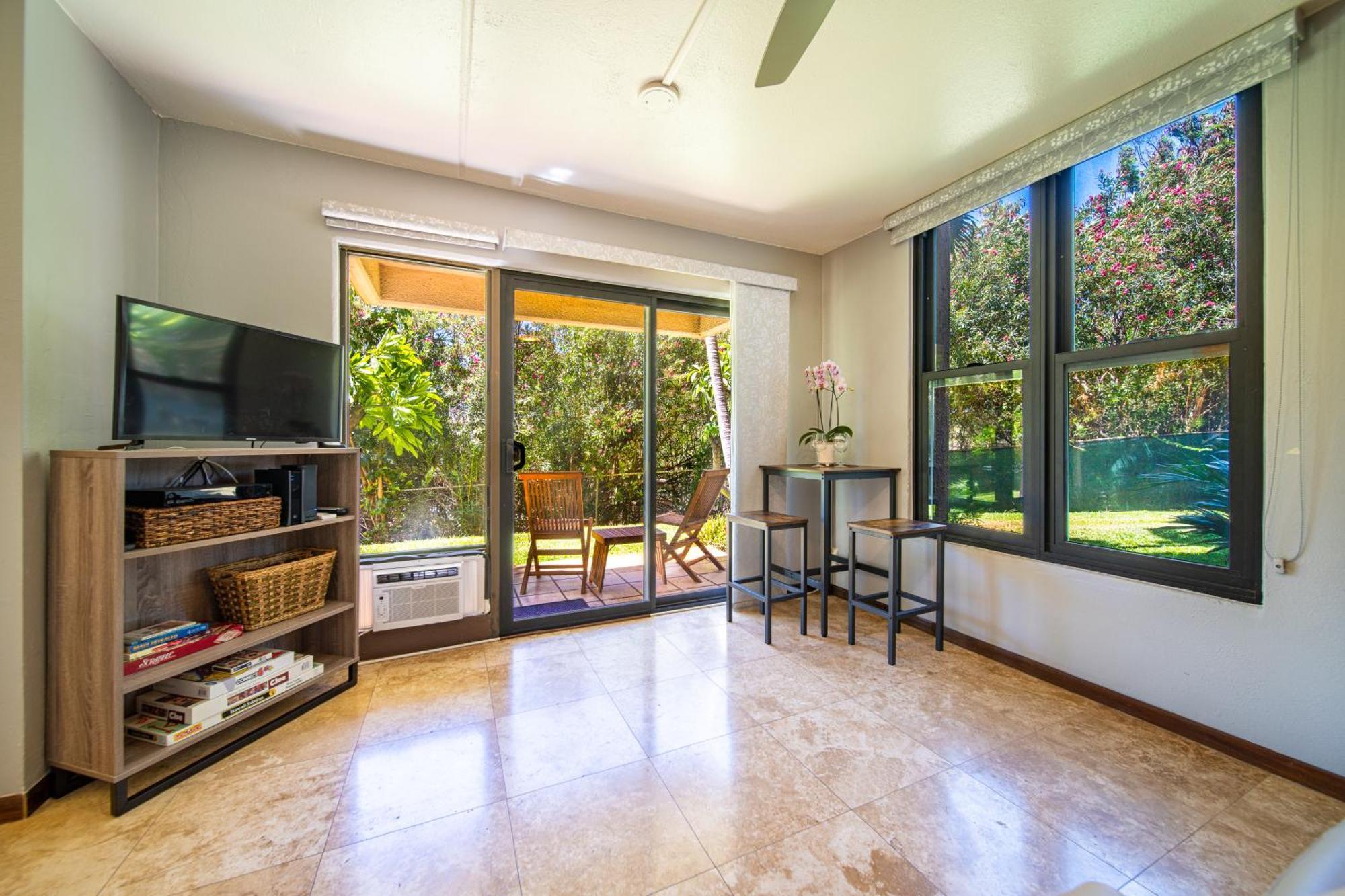 Kihei Akahi Garden View Studio Уайлеа Екстериор снимка